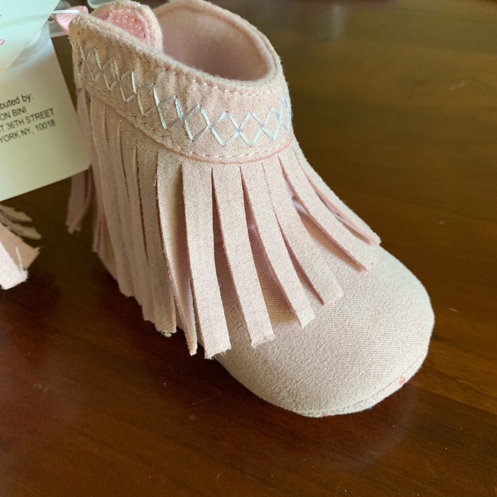 LT PINK FRINGE BOOT INFANT 4 (9-12mos)